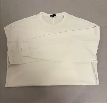 PLAT 트리코 크루넥 T셔츠 M 사이즈 내추럴