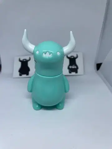 우에노소라 괴수 보 스카이블루 소프트 비닐