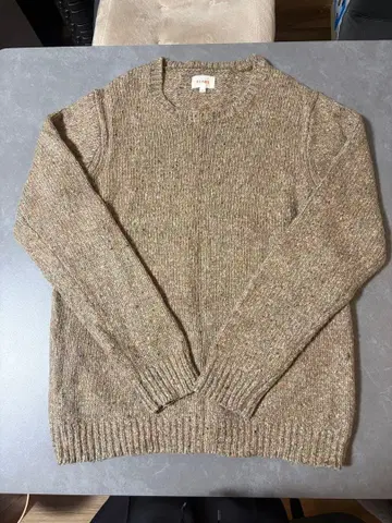 BEAMS 네프 소재 크루넥 니트