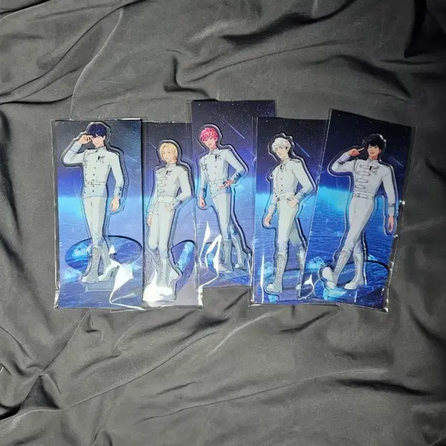 플레이브 제복 아크릴스탠드 팬콘 앙콘 흰색제복