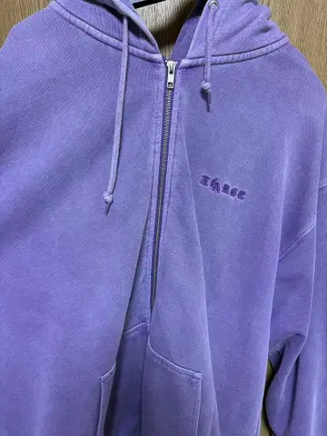 X-LARGE 로고 자수 퍼플 후드티