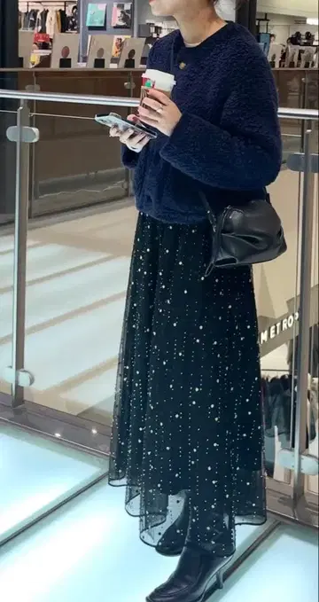 투모로우랜드 스커트