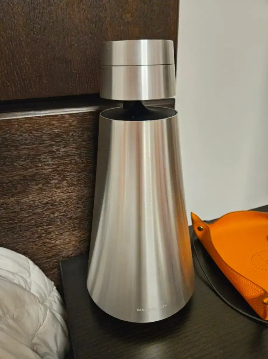 Bang &amp; Olufsen Beosound 1 speaker