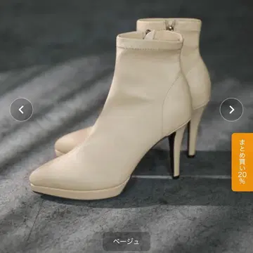 화이트 부츠 힐 통굽