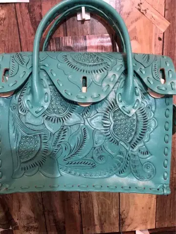 새상품급 카빙 라이브 S