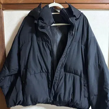 RAG MACHINE 후드 부착 블랙 다운 자켓