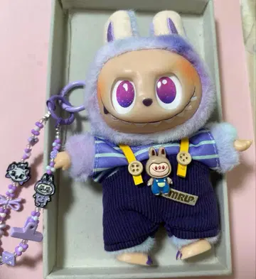 봉제 인형풍 캐릭터 키링 포함