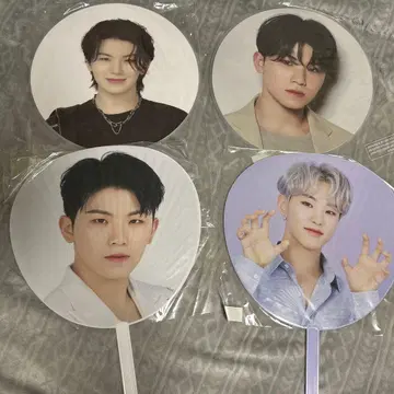 SEVENTEEN 부채 4개 세트