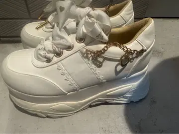 LIZLISA 사이드 참 통굽 스니커즈 M 사이즈