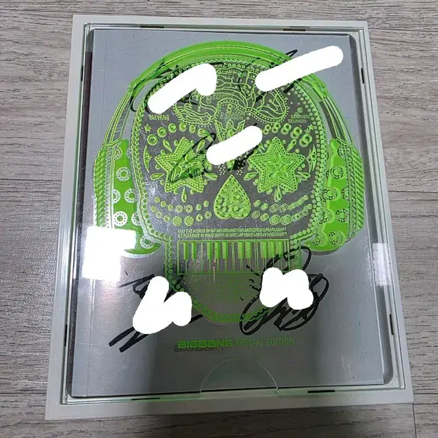 빅뱅 투나잇 스페셜 에디션 싸인 앨범