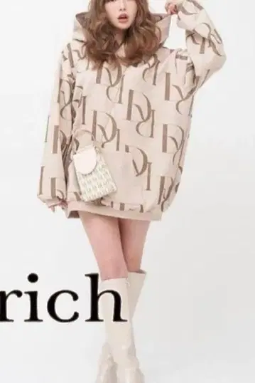 Darich 우메다점 한정판 후드티