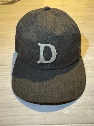 H.W.DOG 야구 모자