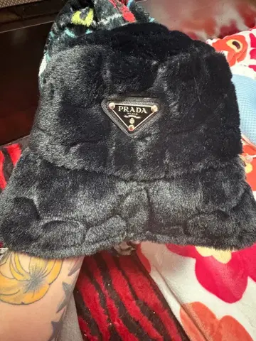 블랙 퍼 버킷햇