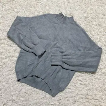 [ c6873 ] GU 니트 스웨터 긴팔 톤 다운 블루