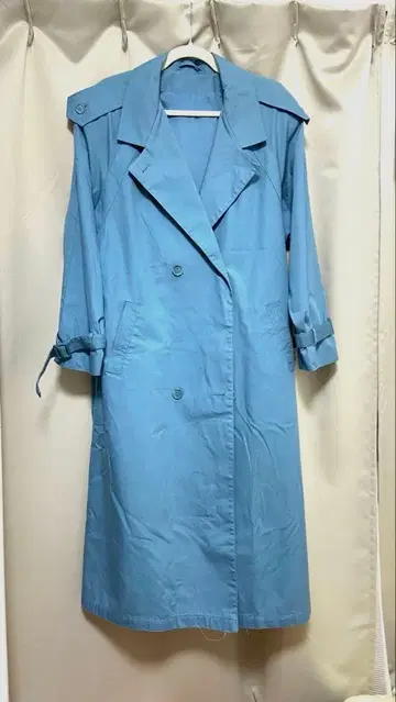 BLAIR BOUTIQUE 스카이블루 트렌치코트 더블 버튼