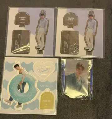 ONEUS 건희 아크릴 스탠드