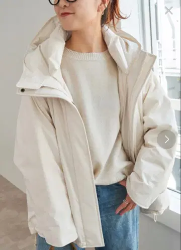 스픽 앤 스팬 발수 후디드 다운 하프 코트 36