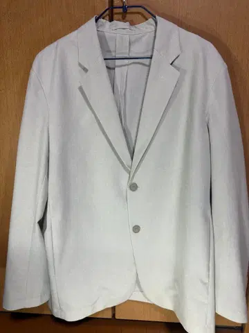 라이트 그레이 싱글 버튼 캐주얼 자켓