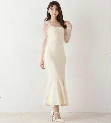 [택 포함 새상품] 소매 튤 머메이드 니트 원피스 MIIA 아이보리