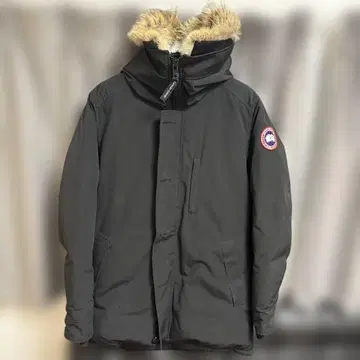 Canada Goose 다운 자켓 블랙 재스퍼