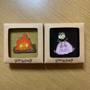 지브리 파크 한정판 칼시퍼 쥐와 파라바이트 핀 배지 핀즈