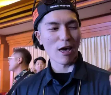 DJ 포이 착용 헤론 프레스톤 갭