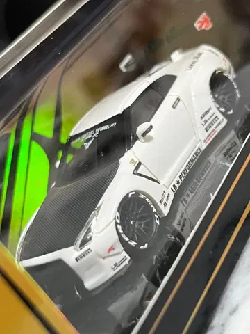 Error 404 LBWK 닛산 GT-R 299대 한정품