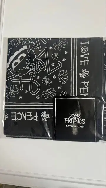 ZOA G-Dragon 팝업 굿즈 스카프 ZO&FRIENDS