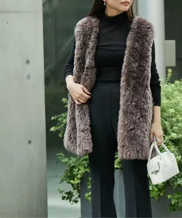 GALLARDAGALANTE 개럴개런트 볼륨 퍼 베스트