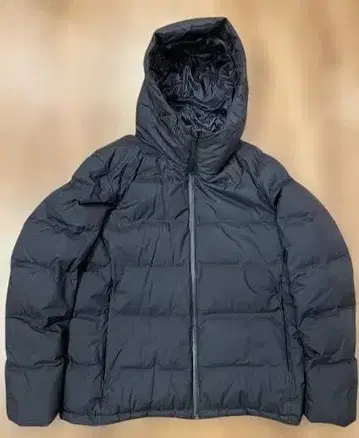 유니클로 다운 자켓 ( 블랙 XL ) UNIQLO