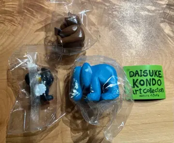 DAISUKE KONDO 아트 컬렉션 마스코트 피규어 3체 세트