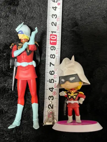 건담 샤아 피규어 잘생긴 남자 붉은 혜성 가챠