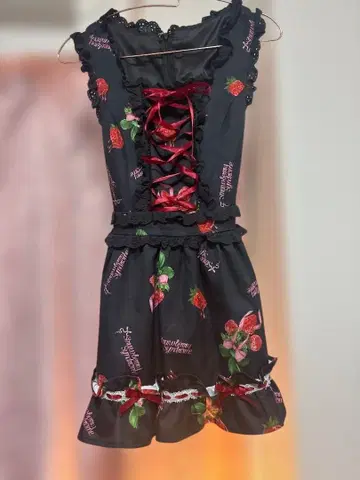 AnkRouge 스트로베리 패턴 레이스업 셋업