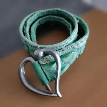 에르마노 스케르비노 하트 버클 벨트