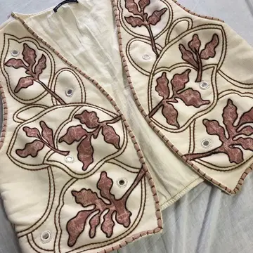 ZARA 자수 베스트