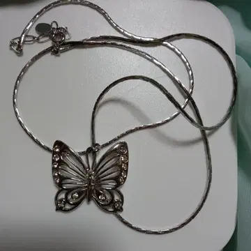 나비 모양 펜던트 목걸이 12g