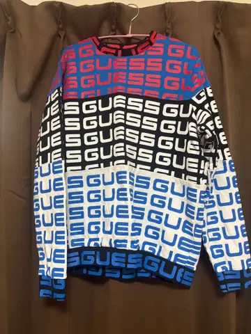 GUESS 컬러풀 트레이닝복 레귤러 핏