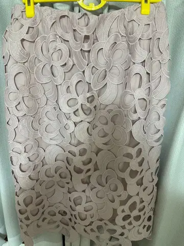 [ 미사용 새상품 ] Rose Tiara 꽃무늬 컷 아웃 롱 스커트 46