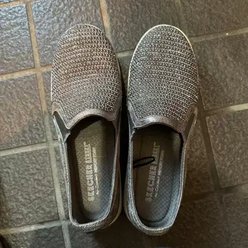 SKECHERS 비쥬 그레이 슬립온