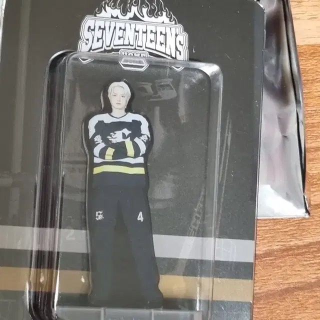 2025  세븐틴 홈 아크릴키링 준