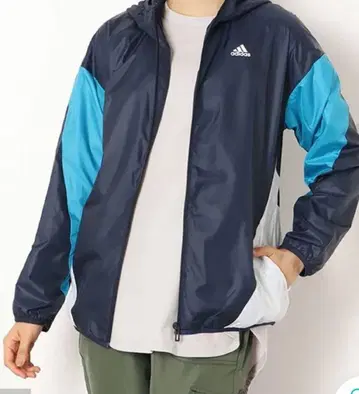 adidas 바스락 저리 상하의 세트