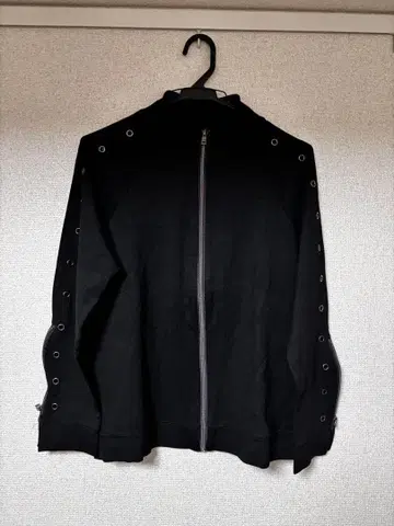 트랙 자켓 CETTEN 구매