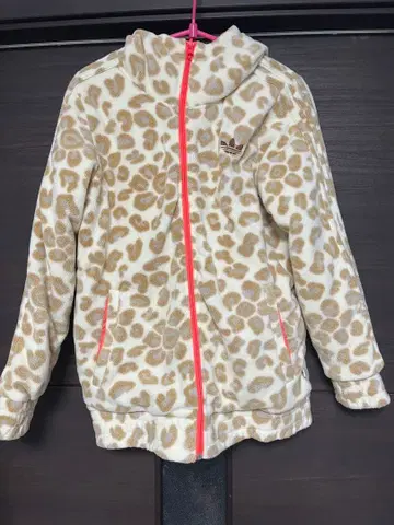 adidas 레오파드 무늬 리버서블 아우터