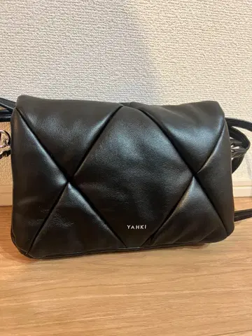 YAHKI 키 인조 가죽 퀼팅 숄더백