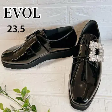 EVOL 이볼 통굽 에나멜 버클 로퍼 [미사용품] 비쥬