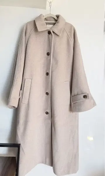 프릭스스토어 스텐카라 코트 롱 코트 화이트 베이지