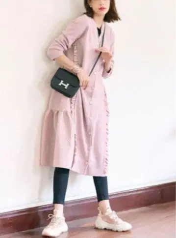 체스티 프릴 니트 롱 원피스