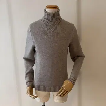 자노네 / 터틀넥 니트 / 5 게이지 / 라이트 그레이 / 46