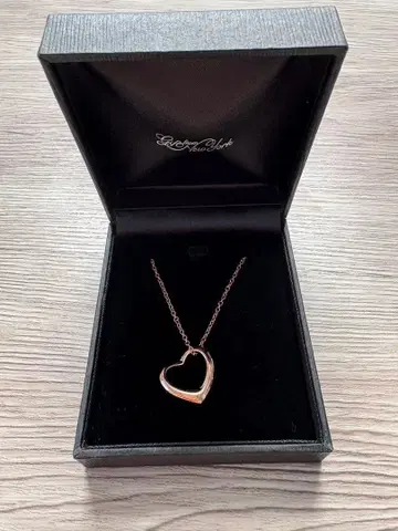 로즈 골드 하트형 목걸이
