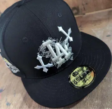 자수 로고 블랙 캡 7 3/8